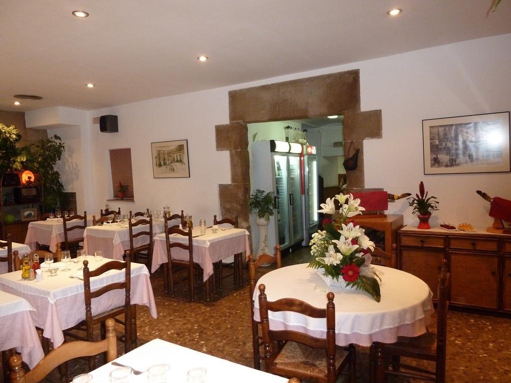 Hôtel Restaurant Fonda Giralt à Amer Extérieur photo